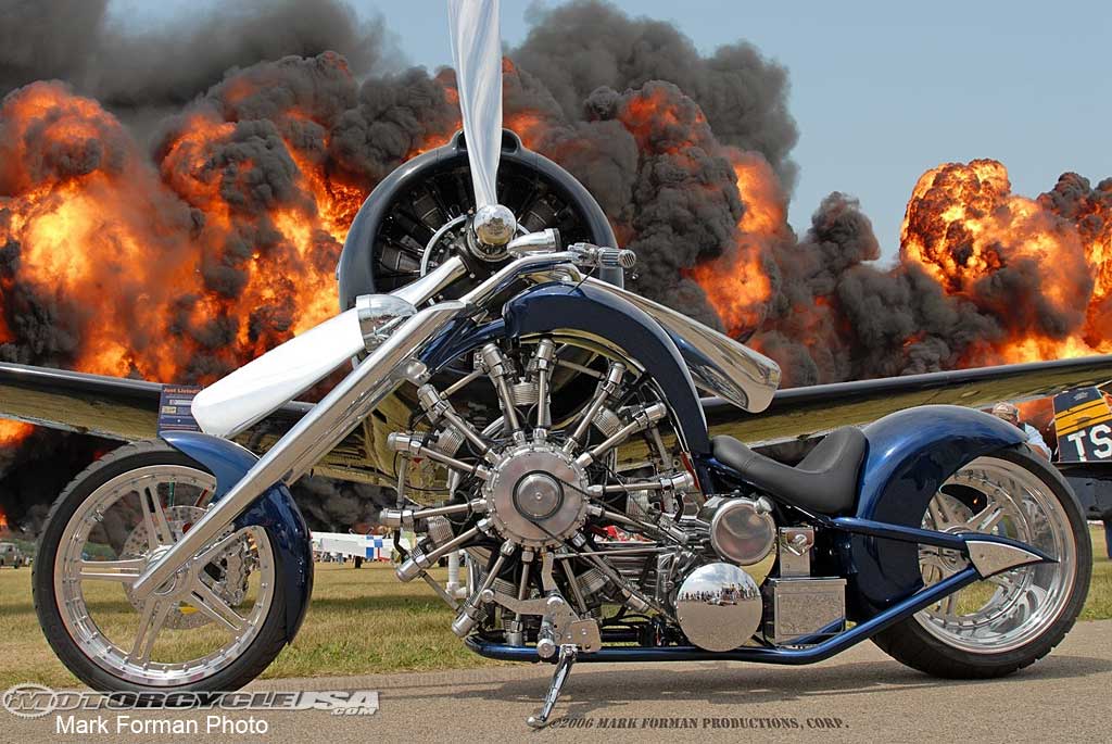 Tapeta motocykl Chopper JRL Cycles\’ Radial Wallpaper